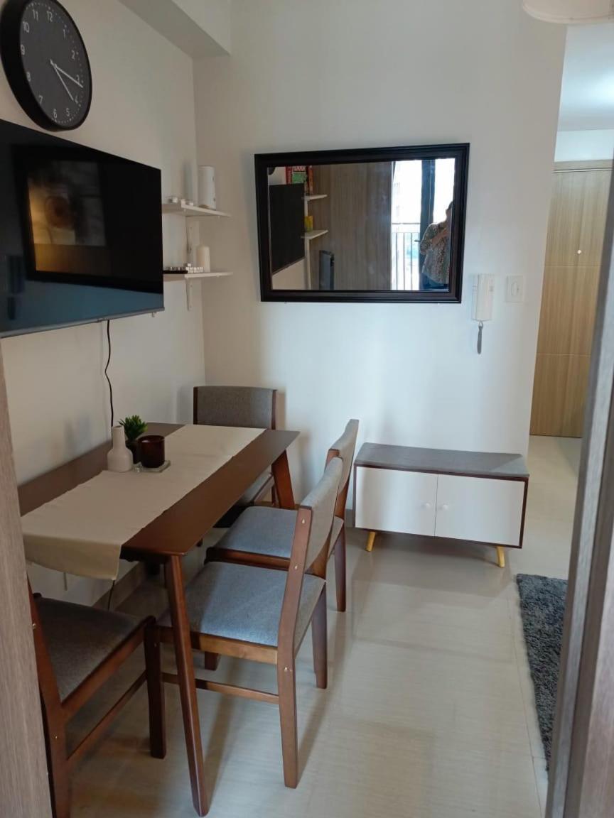 Shore 2 Residences High Speed Internet Walking Distance To Moa And Ikea Manila Esterno foto