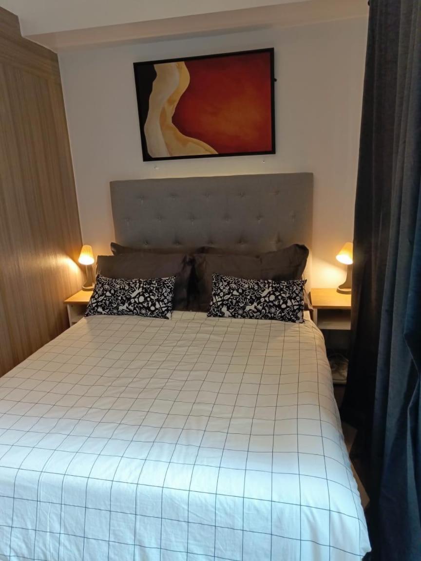 Shore 2 Residences High Speed Internet Walking Distance To Moa And Ikea Manila Esterno foto